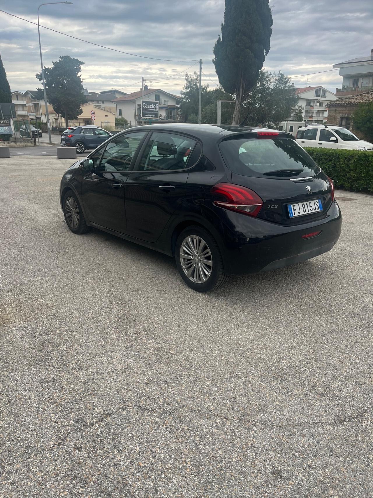 Peugeot 208 PureTech 82 3 porte Active
