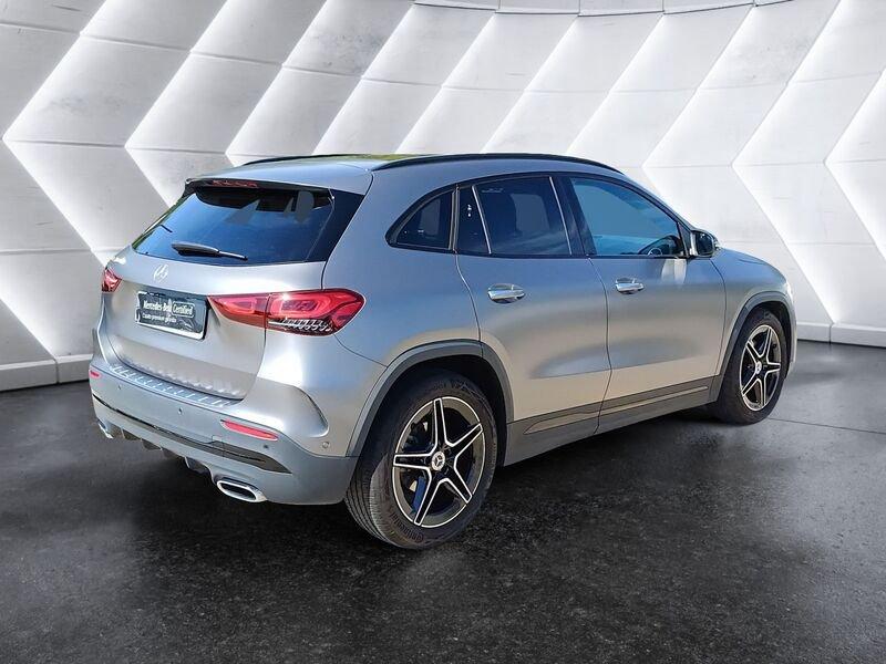 Mercedes-Benz GLA 180 d Premium auto