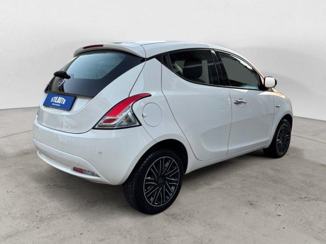 LANCIA Ypsilon 1.2 69 CV 5 porte S&S Gold