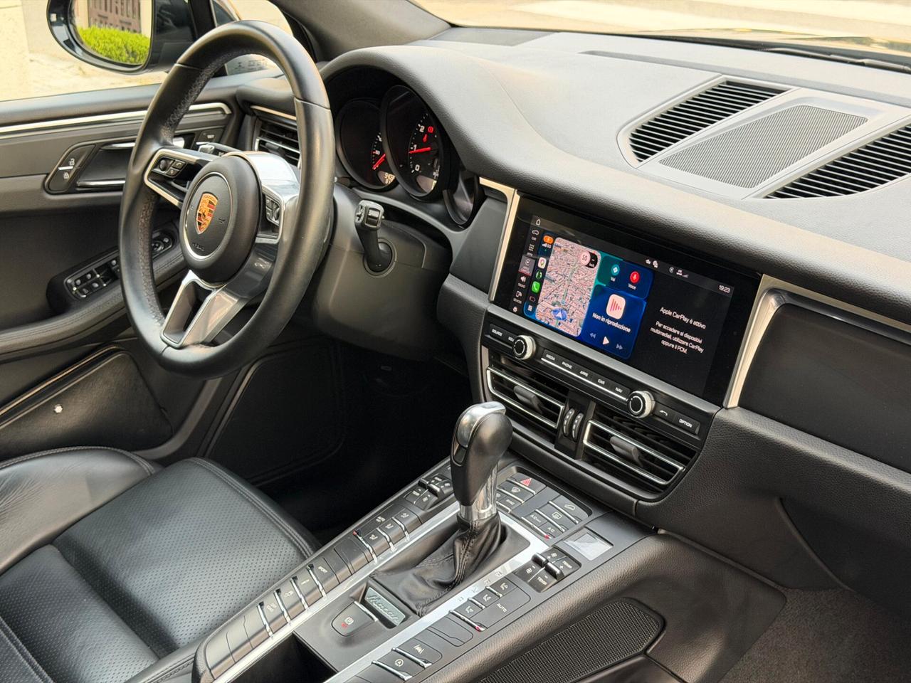 Porsche Macan 2.0 245CV