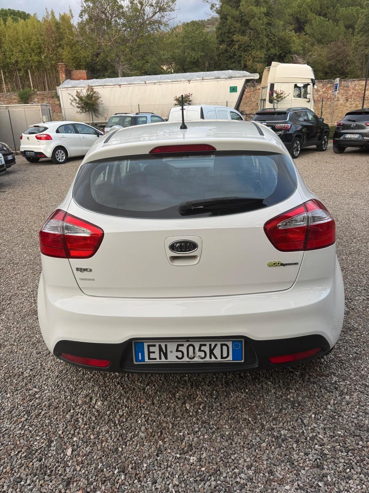 Kia Rio 1.1 CRDi WGT 5p. EX