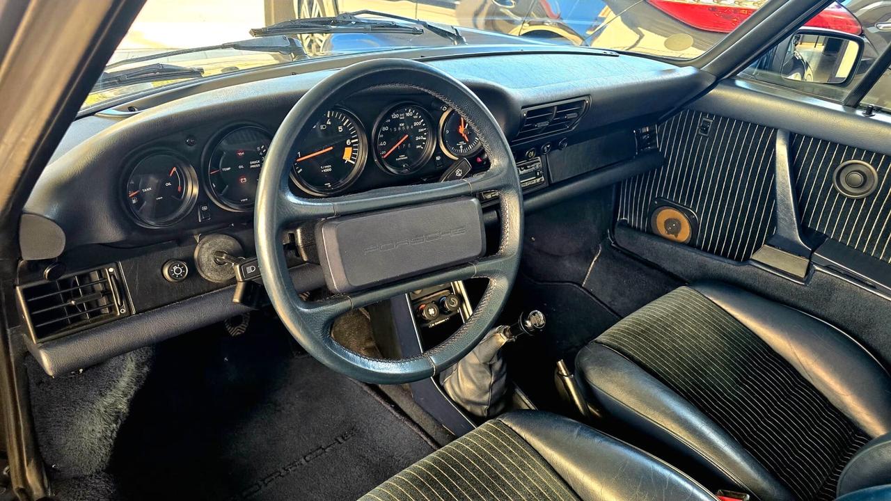 PORSCHE 911 3.2 TARGA 231cv MOD.930 SERIE G cambio 915