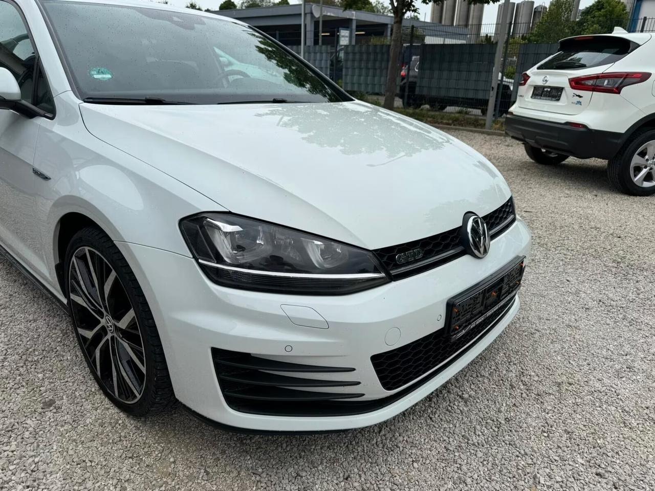 Volkswagen Golf 7 GTD 2.0 TDI 184cv S&S