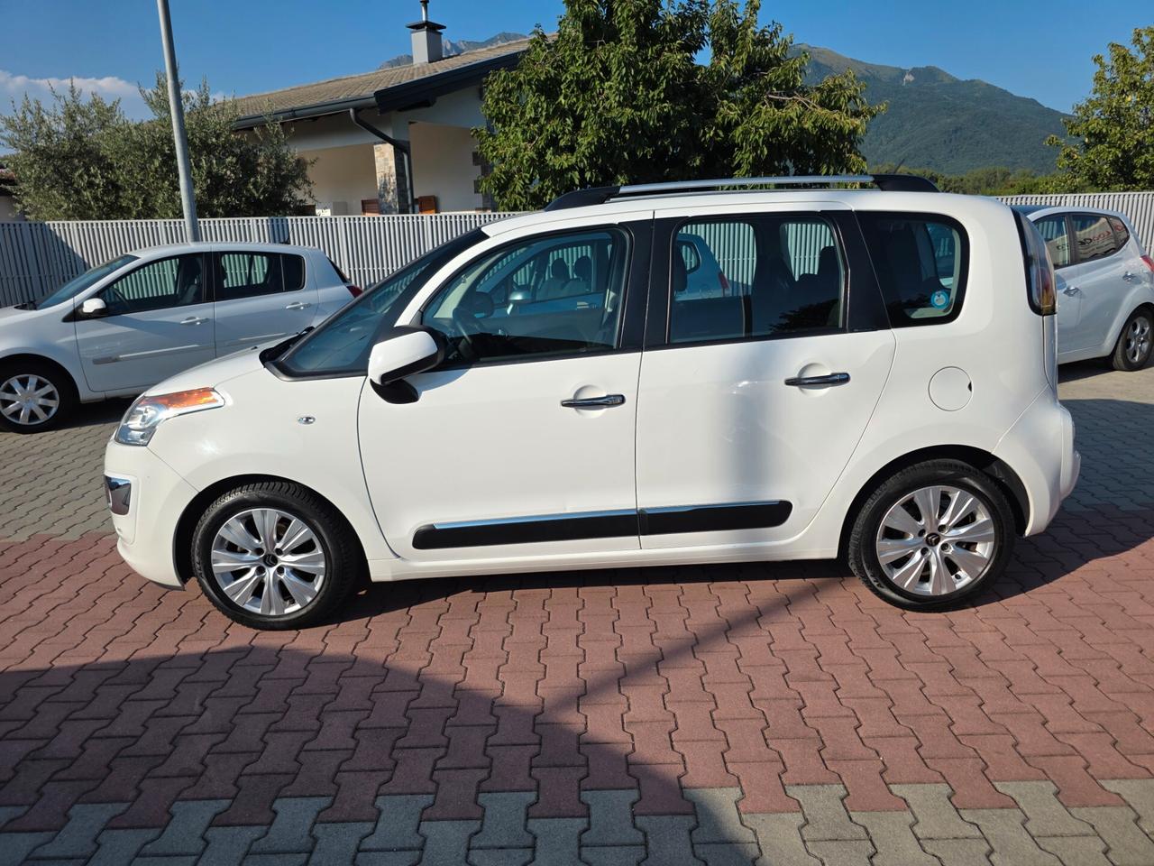 Citroen C3Picasso 1.6D 90 Exclusive garantita 12M