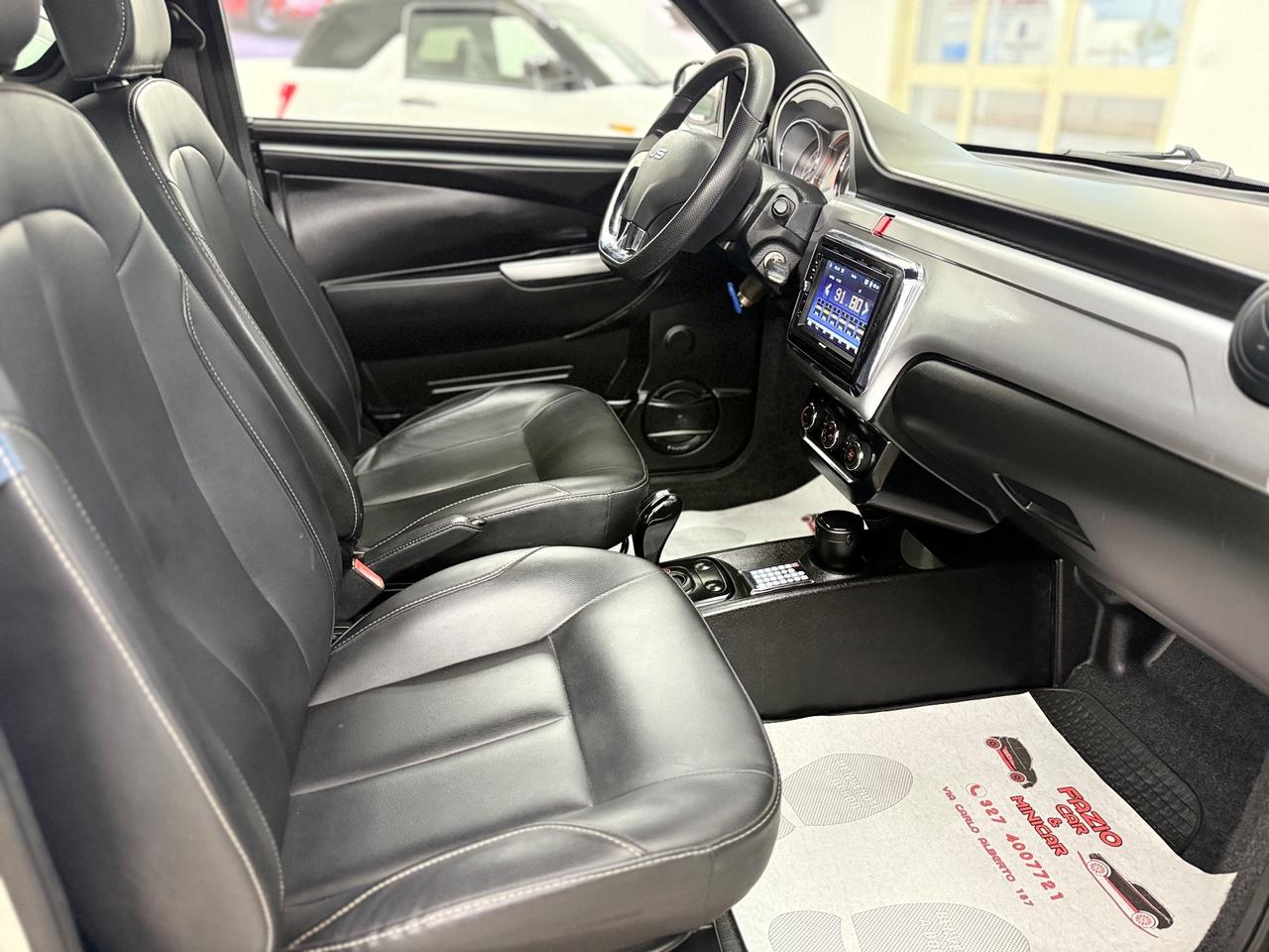 Ligier JS 50 Black & White