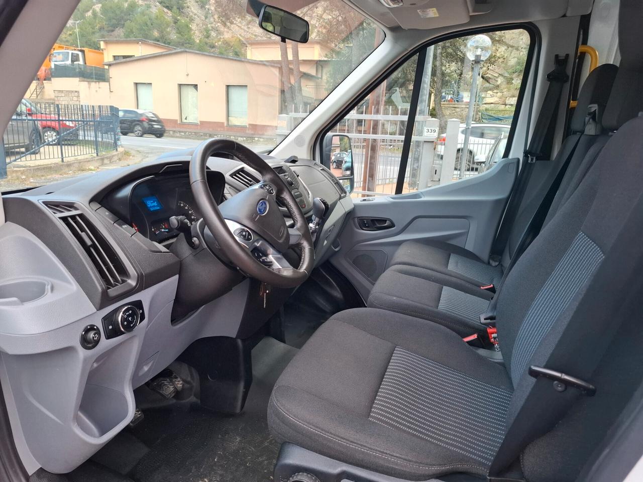 Ford Transit 350 2.0TDCi EcoBlue 130CV PL-TM Combi Trend