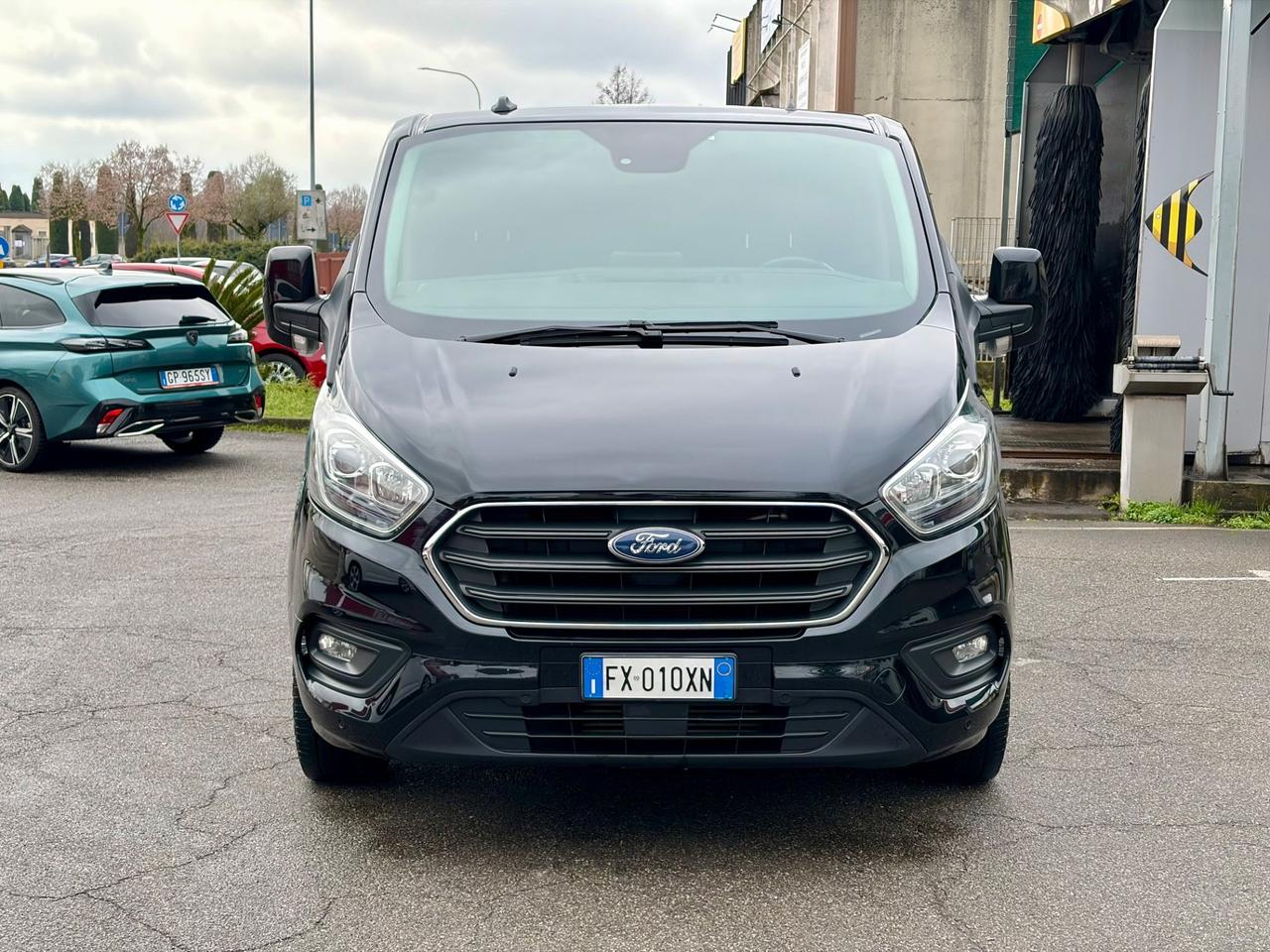 Ford Tourneo Custom 310 2.0 TDCi 130CV PC Titanium