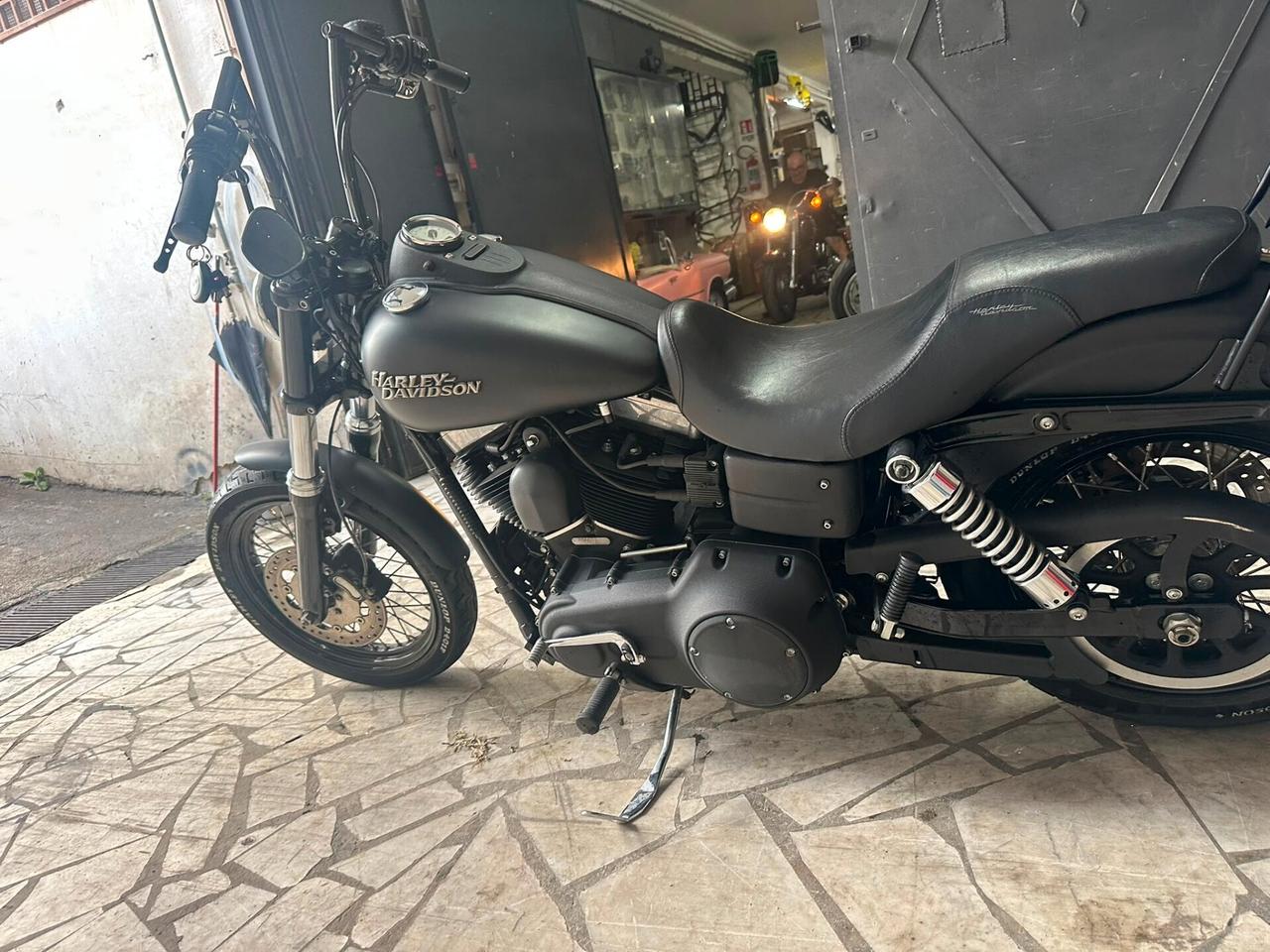 Harley-davidson FXDB Dyna Street Bob