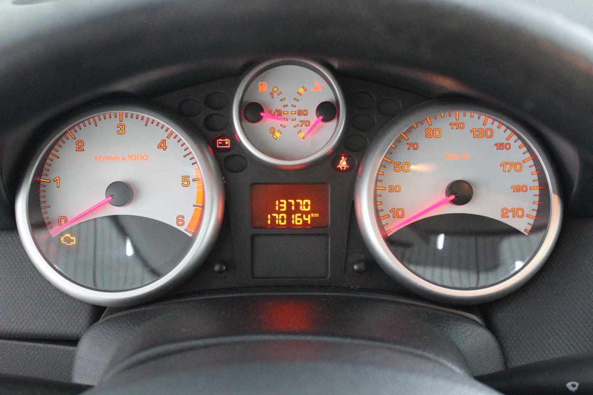 PEUGEOT - 207 - HDi 70CV 5p. X Line