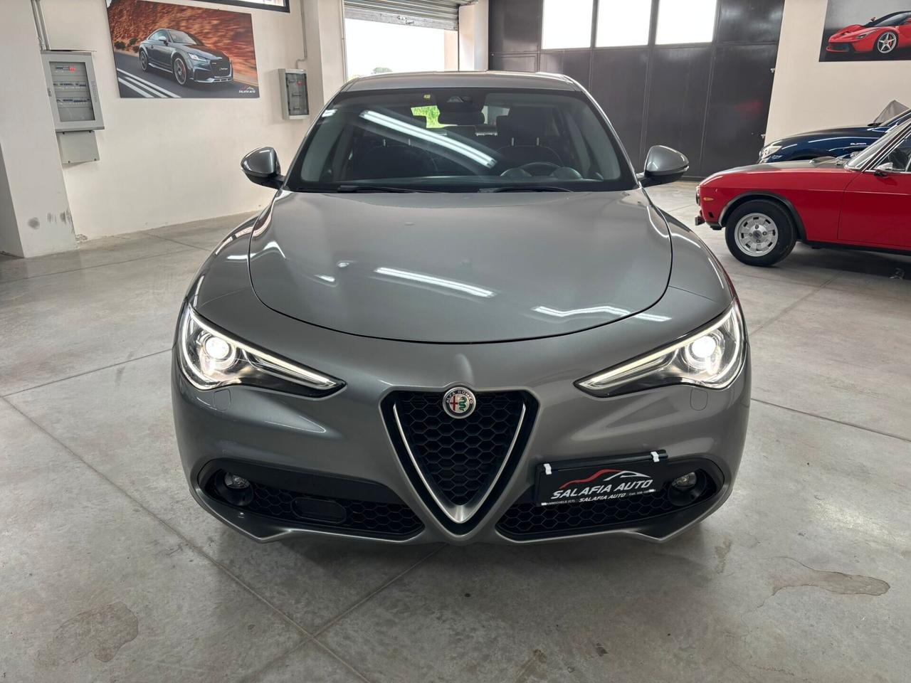 Alfa Romeo Stelvio 2.2 Turbodiesel 190 CV AT8 Q4 Business