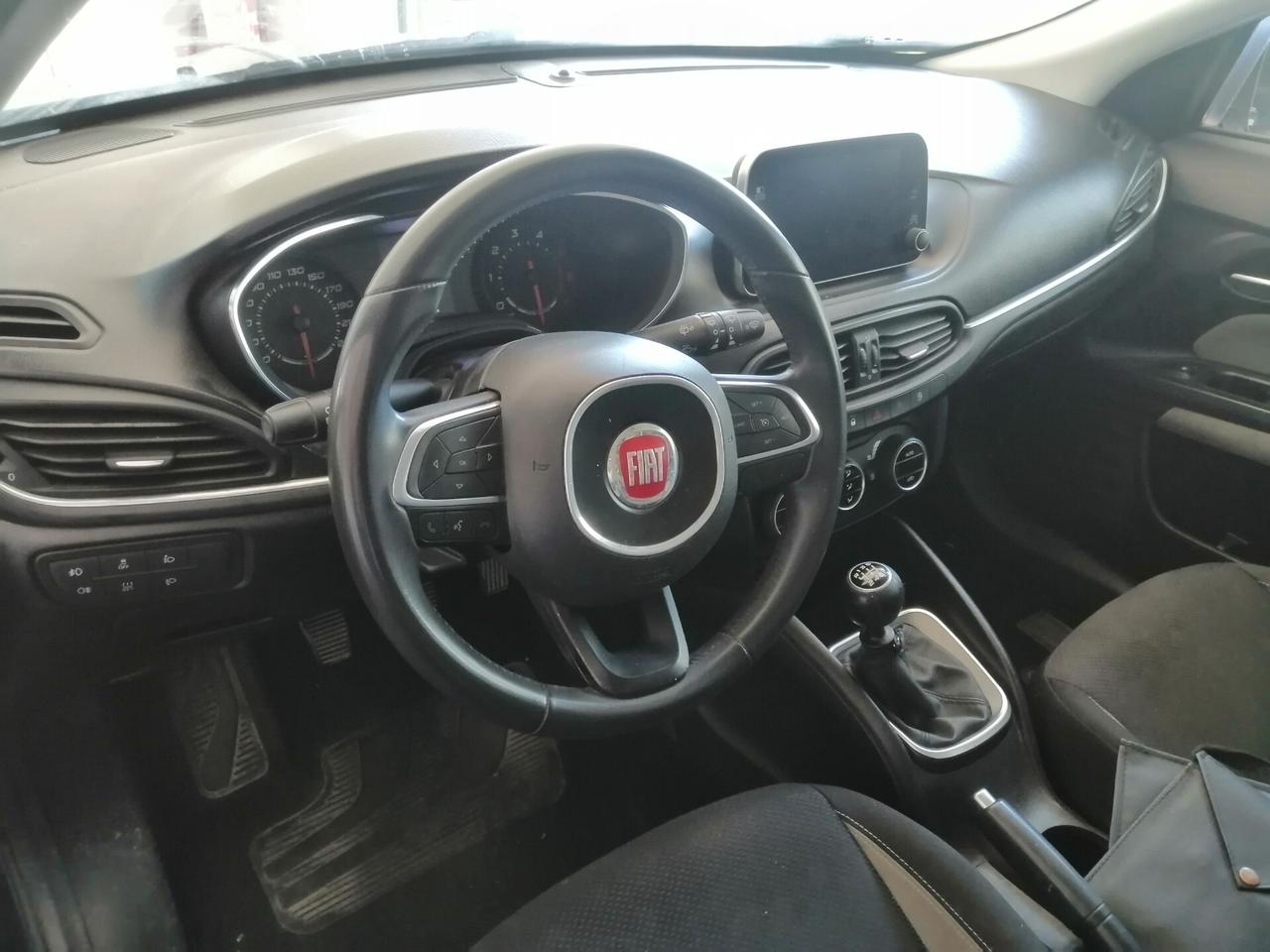 Fiat Tipo 1.6 Mjt S&S SW Lounge