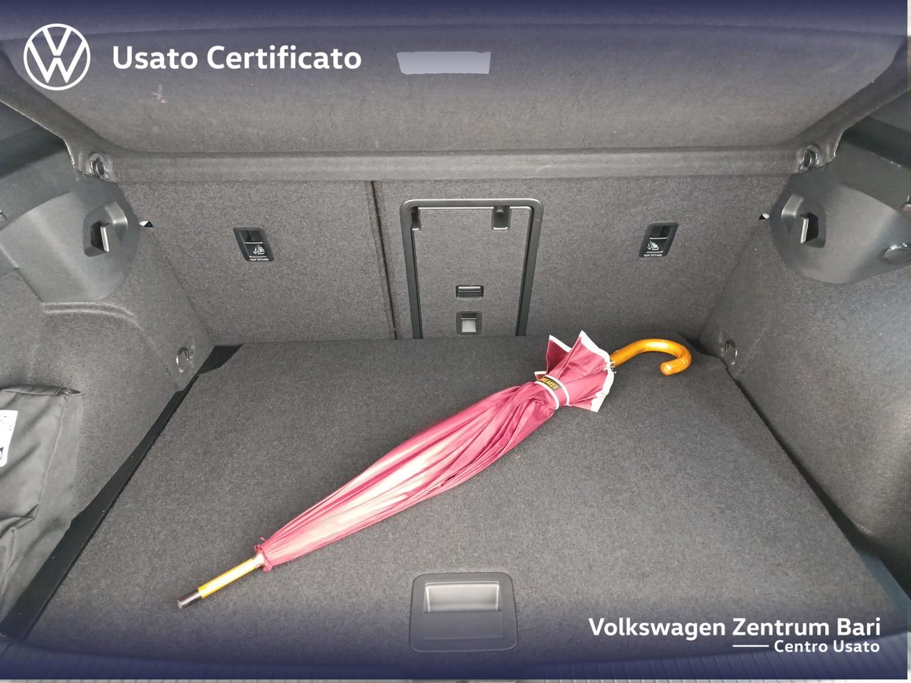 Volkswagen Golf 2.0 tdi r-line 150cv dsg