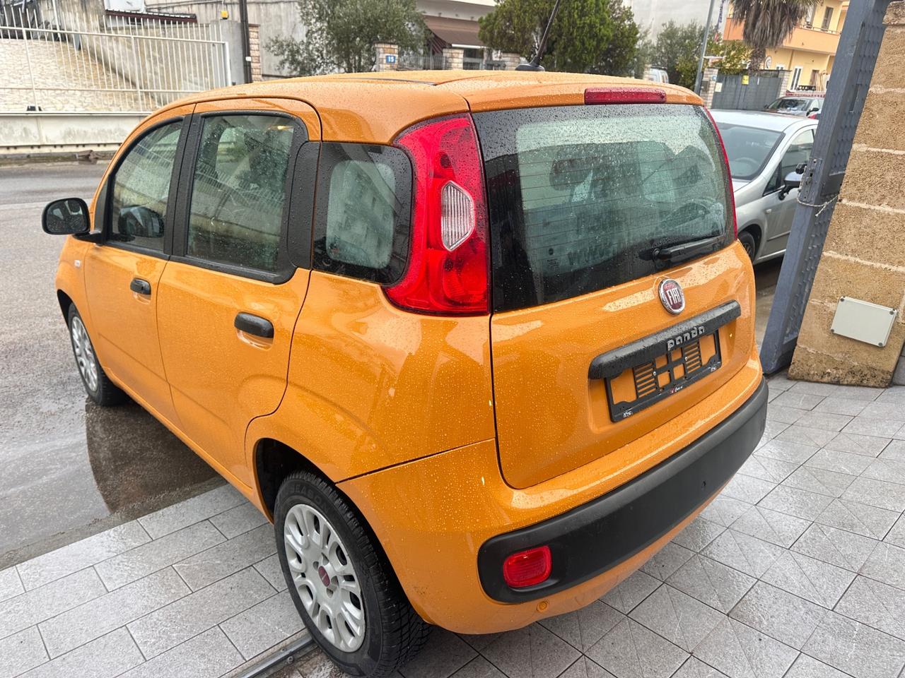 Fiat Panda 1.2 Lounge-2021 USB/PARK/AUX