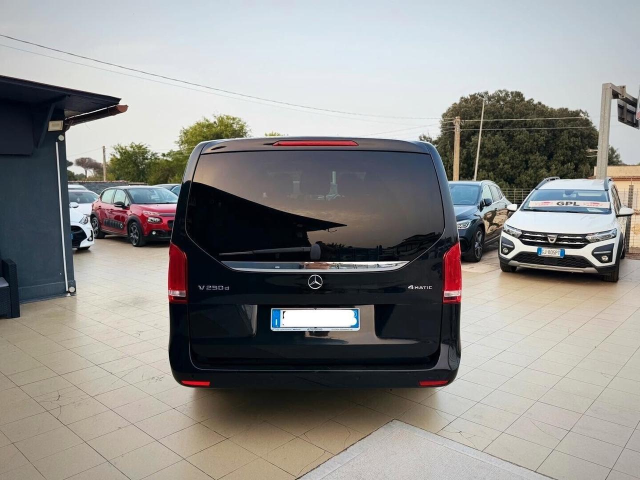 Mercedes-benz V Mercedes 250 D Automatic 4 Matic Exclusive long 12 mesi di garanzia!