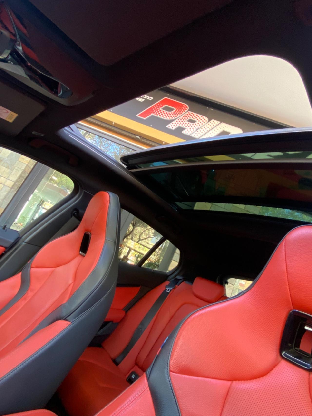 Bmw M 135i xDrive PERFORMANCE TETTO 19”H&K BLACK