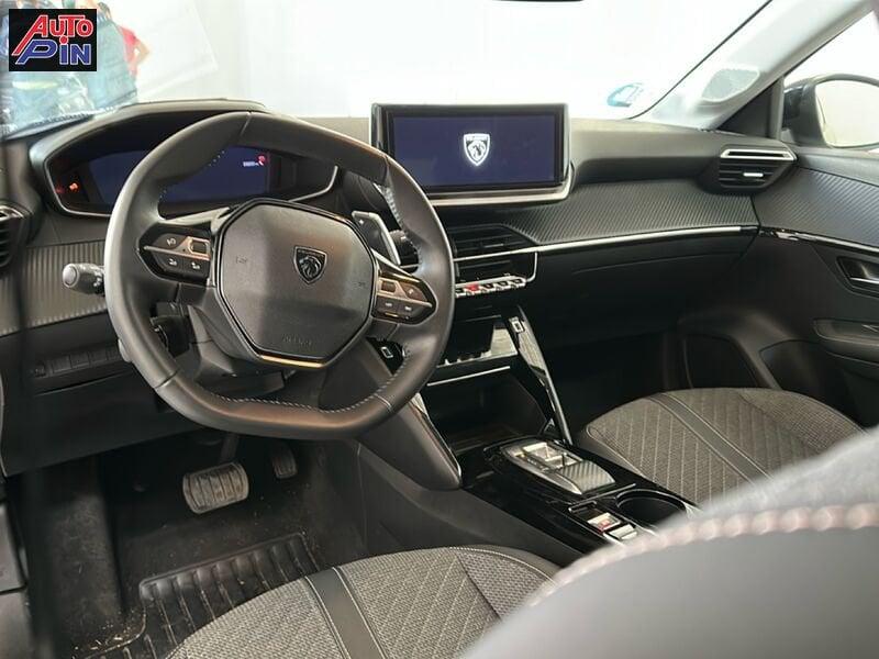 Peugeot 208 Allure Hybrid 110 e-DCS6 auto