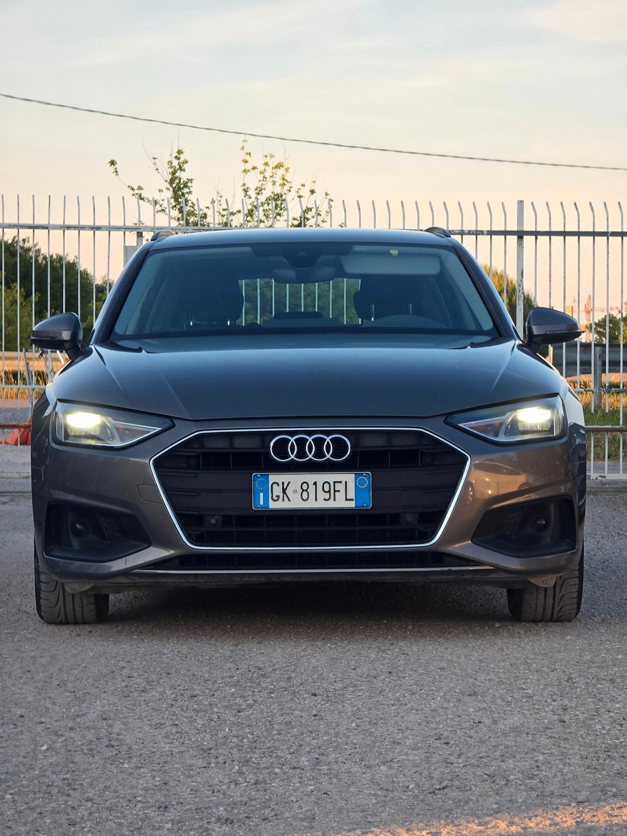 Audi A4 Avant 40 TDI S tronic Business
