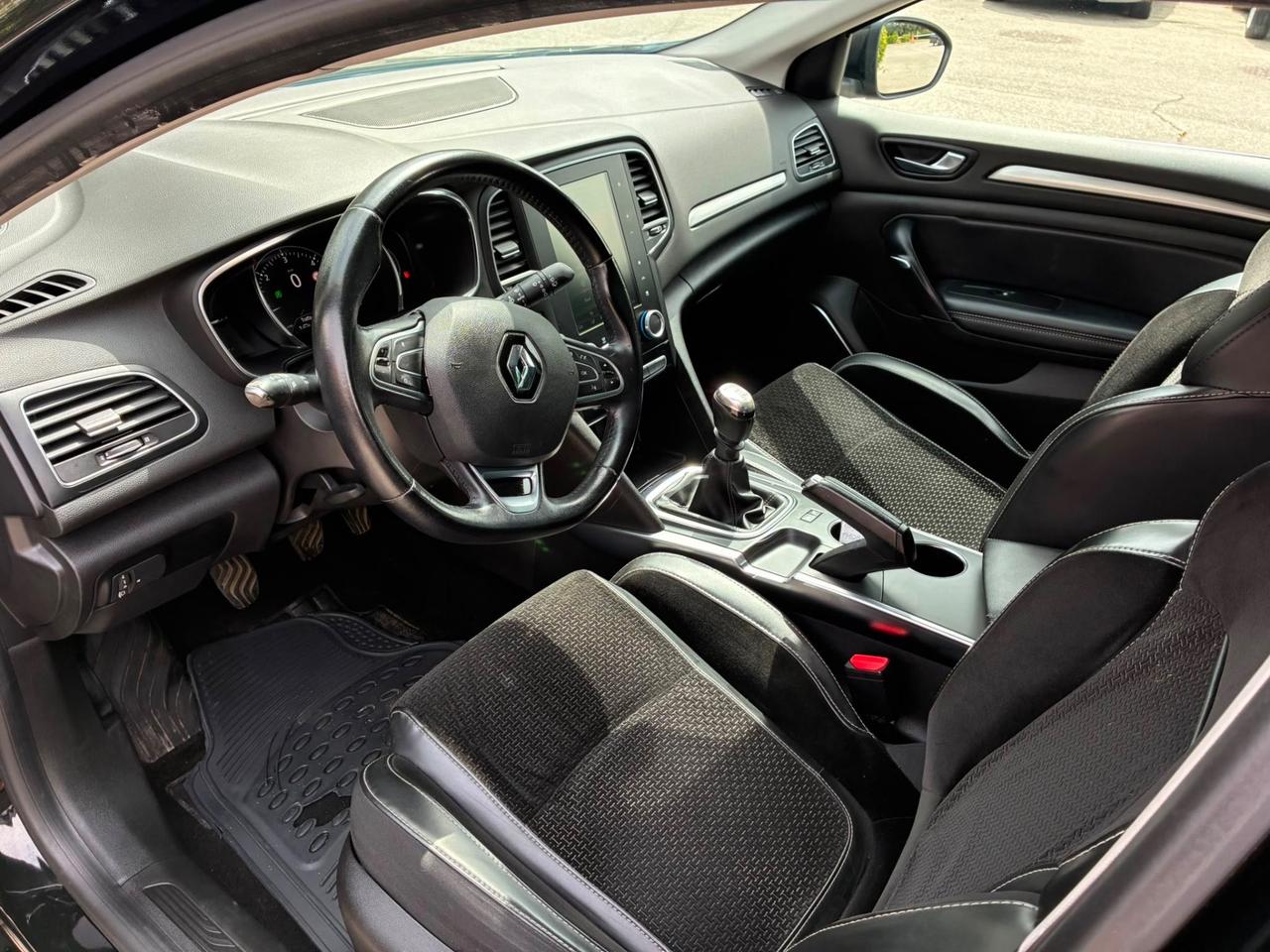 Renault Megane Mégane dCi 130 CV Energy Duel2