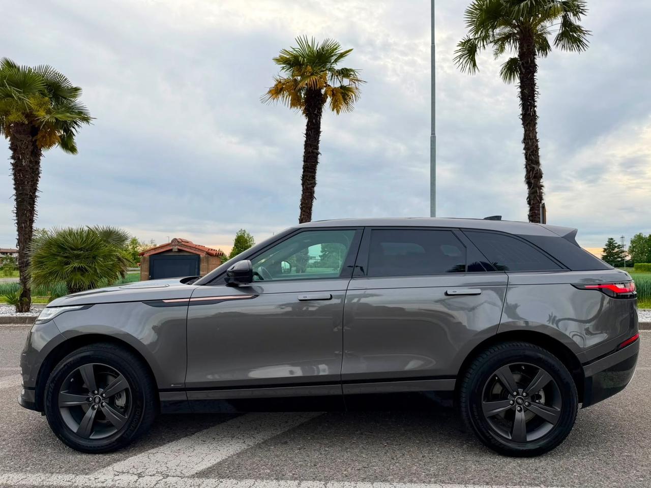 Land Rover Range Velar 2.0 TD4 180 CV