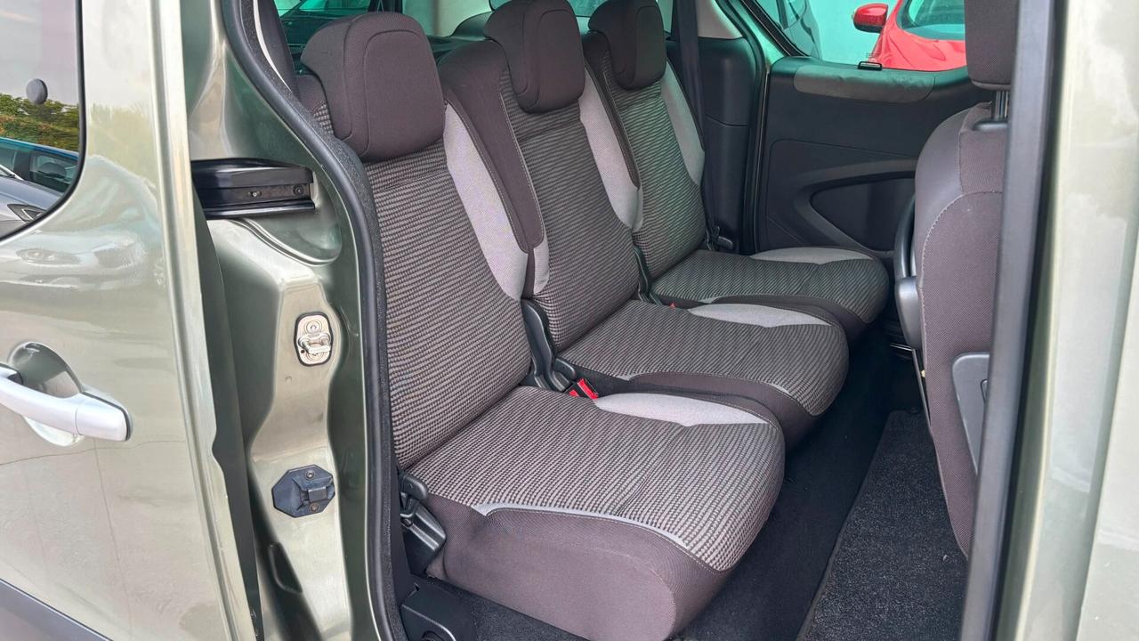 Peugeot Partner Tepee 1.6 HDi 110CV Premium