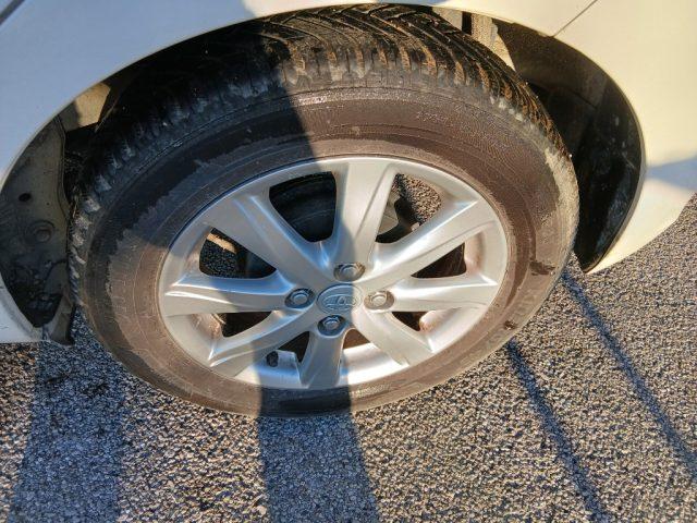 TOYOTA Yaris 1.0 5 porte