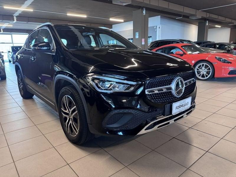 Mercedes-Benz GLA GLA 200 d Sport auto
