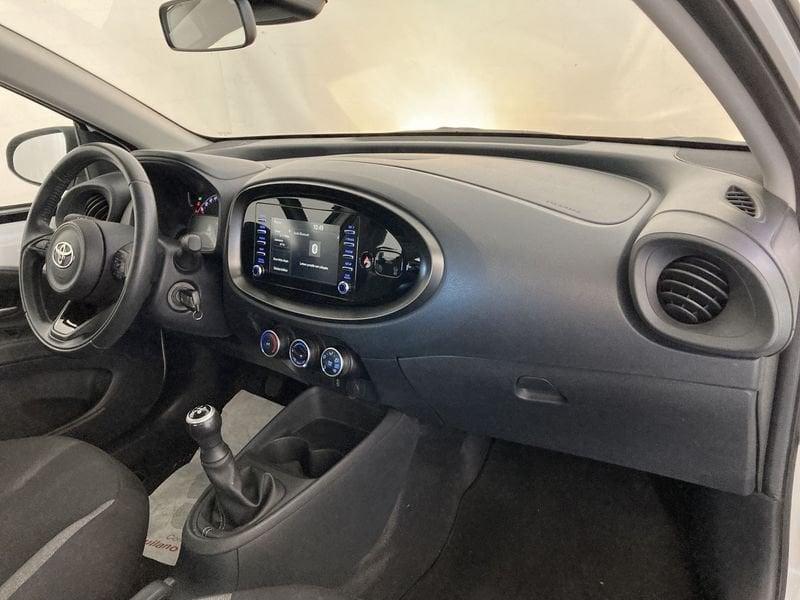 Toyota Aygo X Aygo X 1.0 Active 72cv