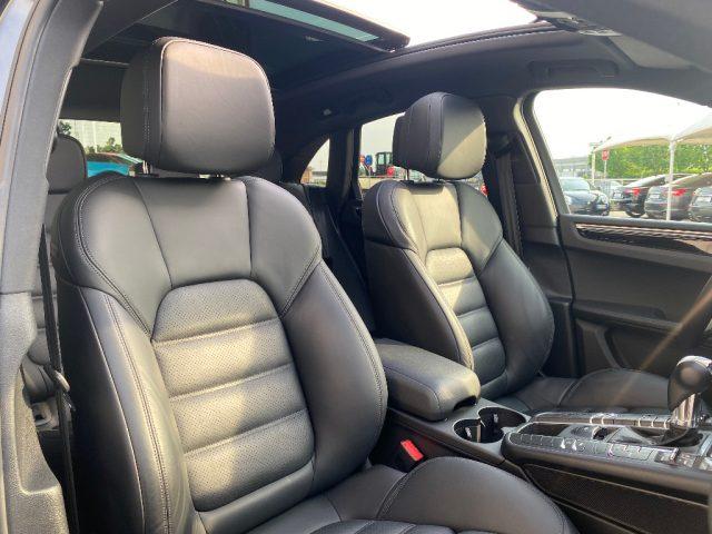 PORSCHE Macan 3.0 S