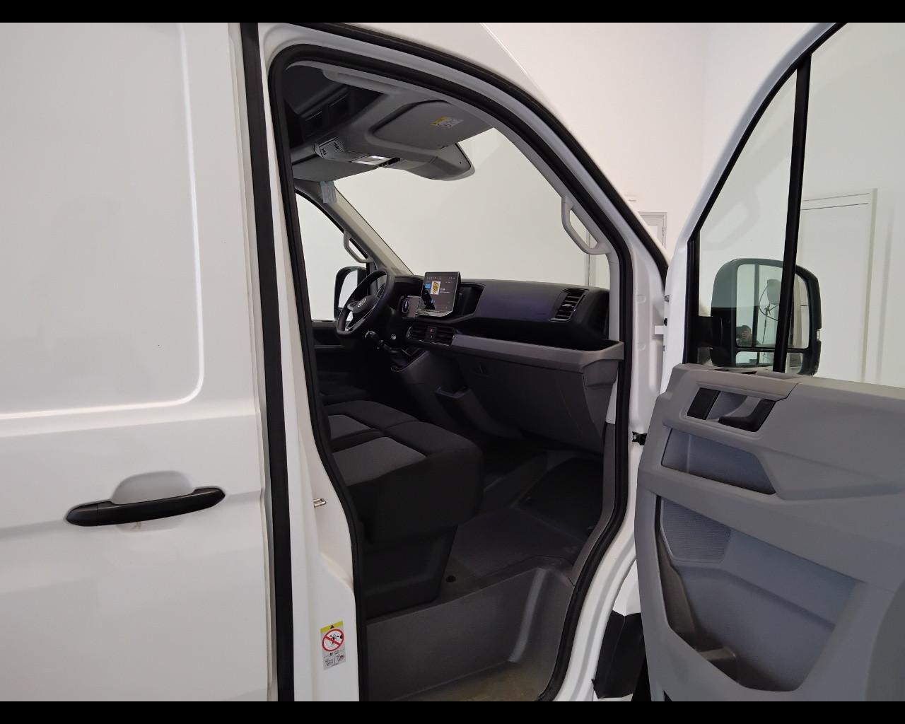 VOLKSWAGEN Crafter 30 2024 - crafter 30 2.0 tdi 140cv L3H3