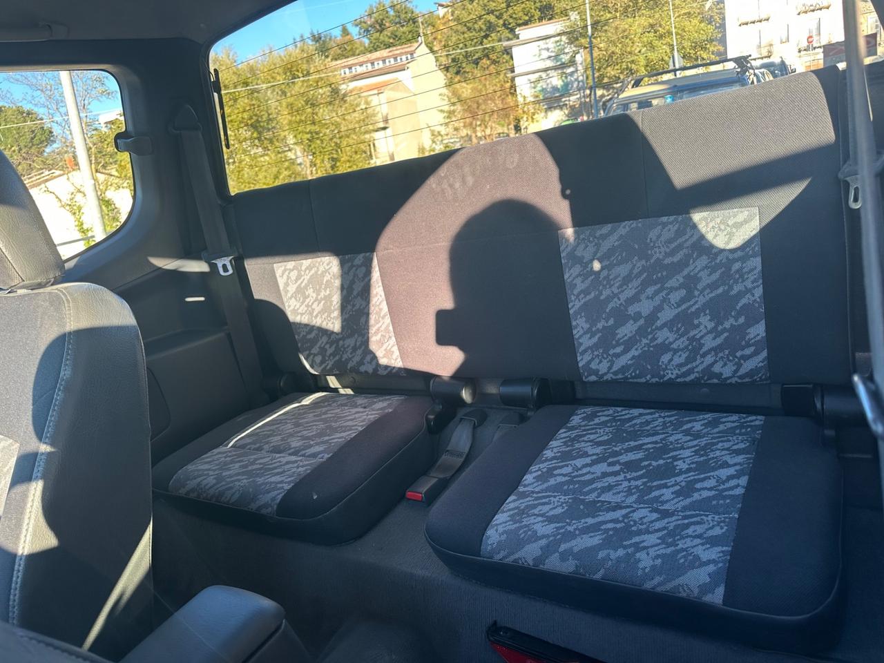 Mitsubishi L200 2.5 TDI 4WD Club Cab Pick-up GLS