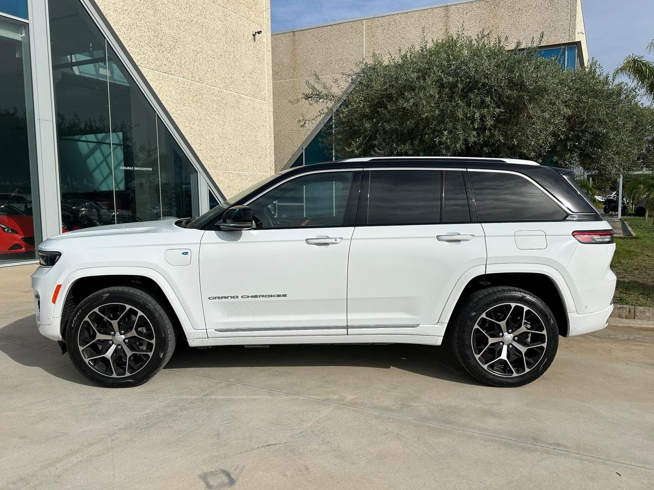 Jeep Grand Cherokee 4xe phev Limited possibilità noleggio noscoring