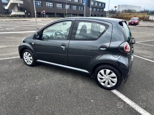 TOYOTA AYGO - 5 PORTE - PERFETTA PER NEOPATENTATI