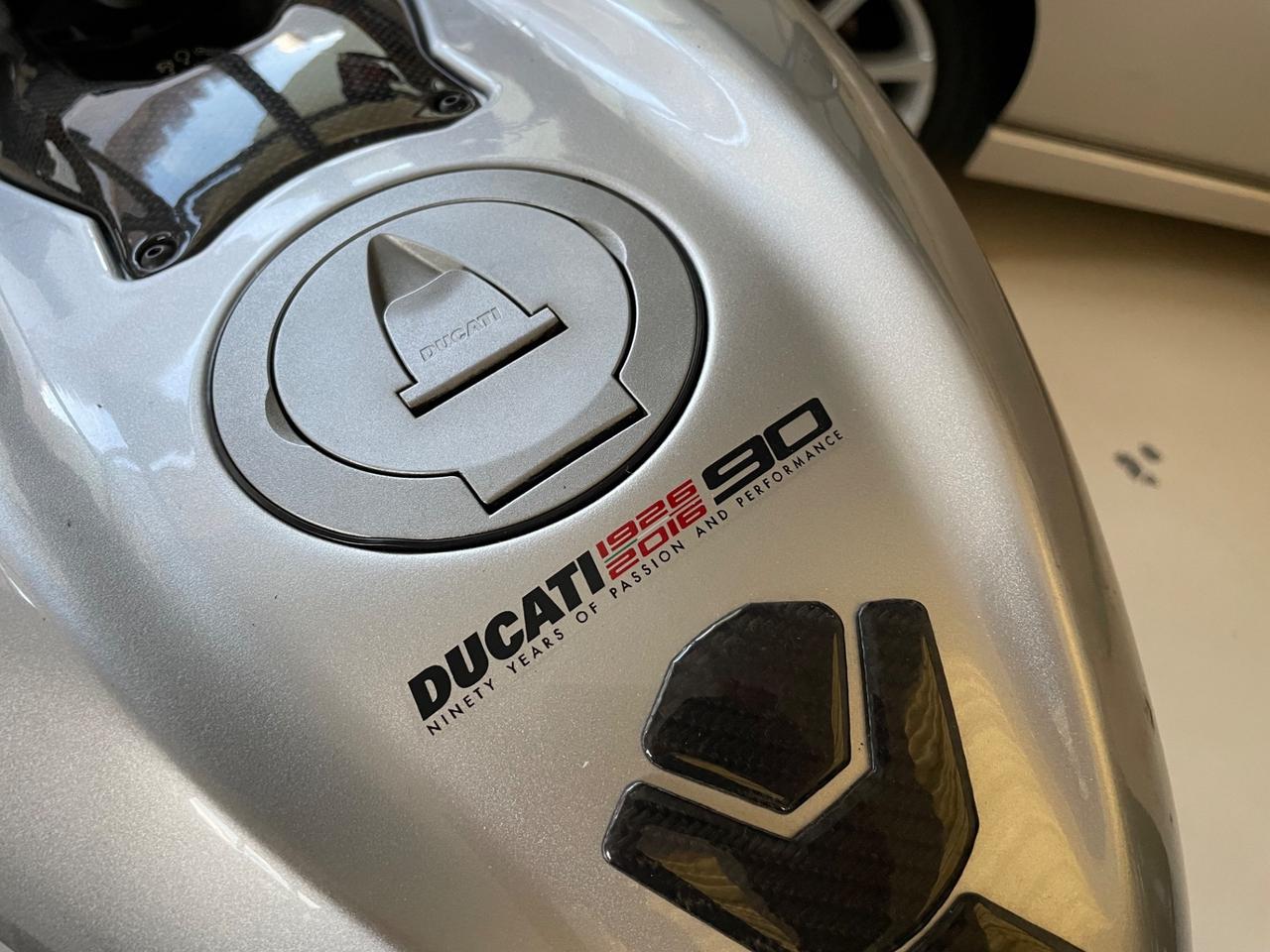 Ducati 1098 strettfighter