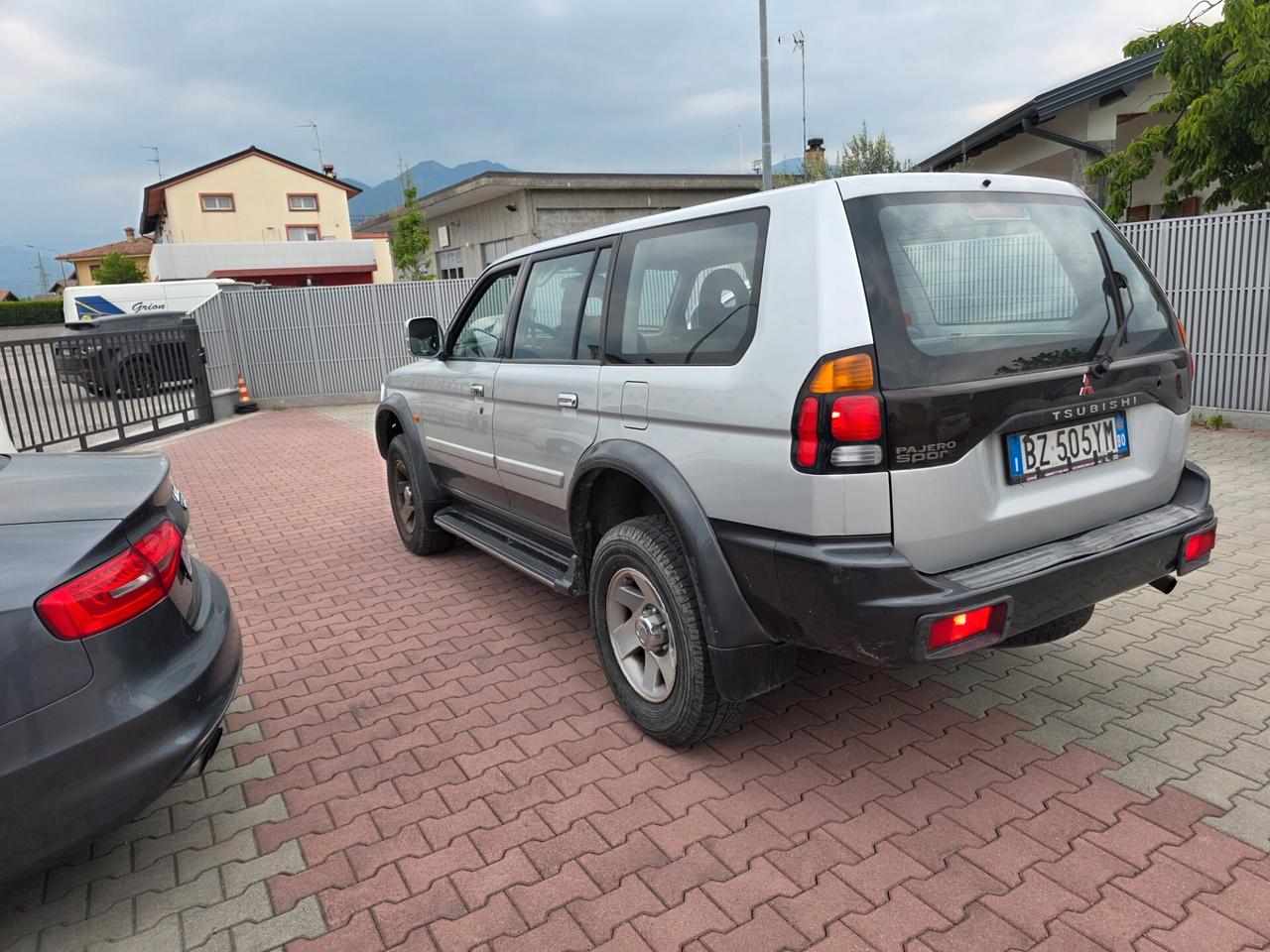 Mitsubishi Pajero Sport 2.5 TDI GLS Target 4x4