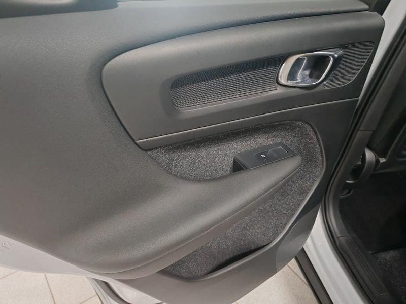 Volvo XC40 T3 Geartronic R-Design