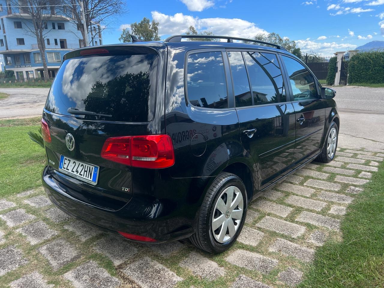 VW Touran 1.6TDI 105CV 7POSTI-2015"KM CERTIFICATI"