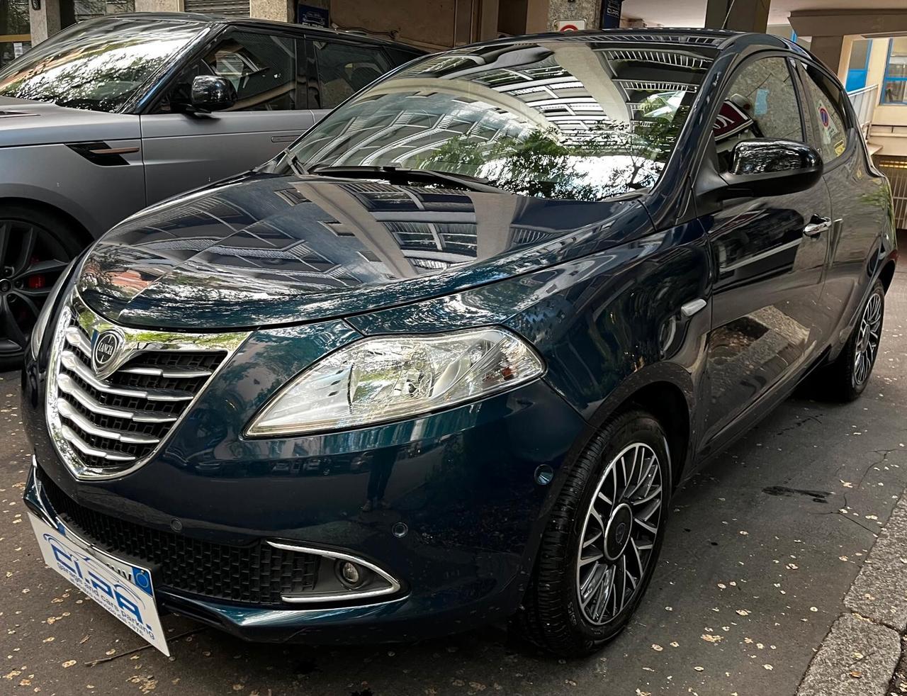 Lancia Ypsilon 1.2 69 CV 5 porte Platinum