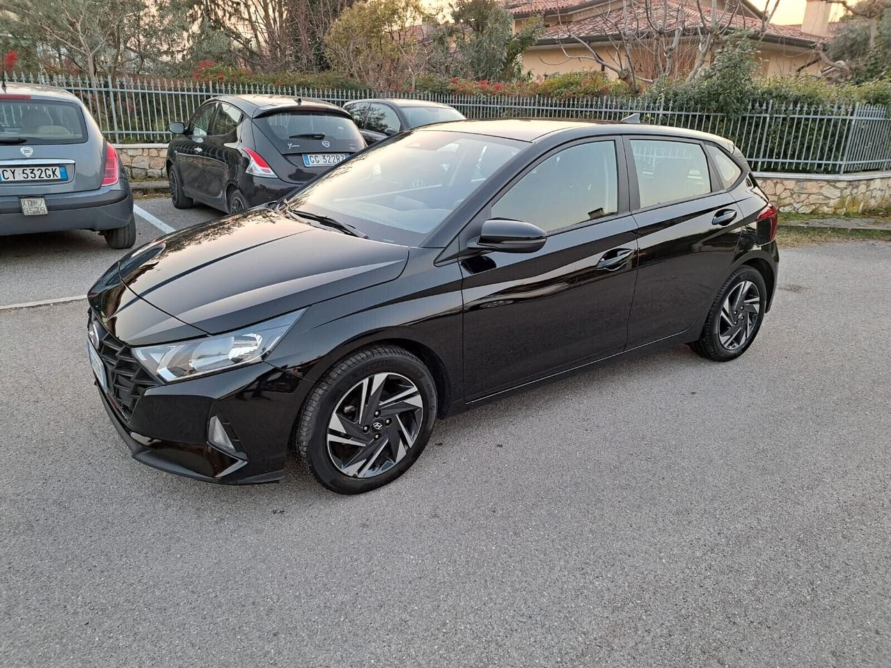 Hyundai i20 1.2 MPI MT Connectline