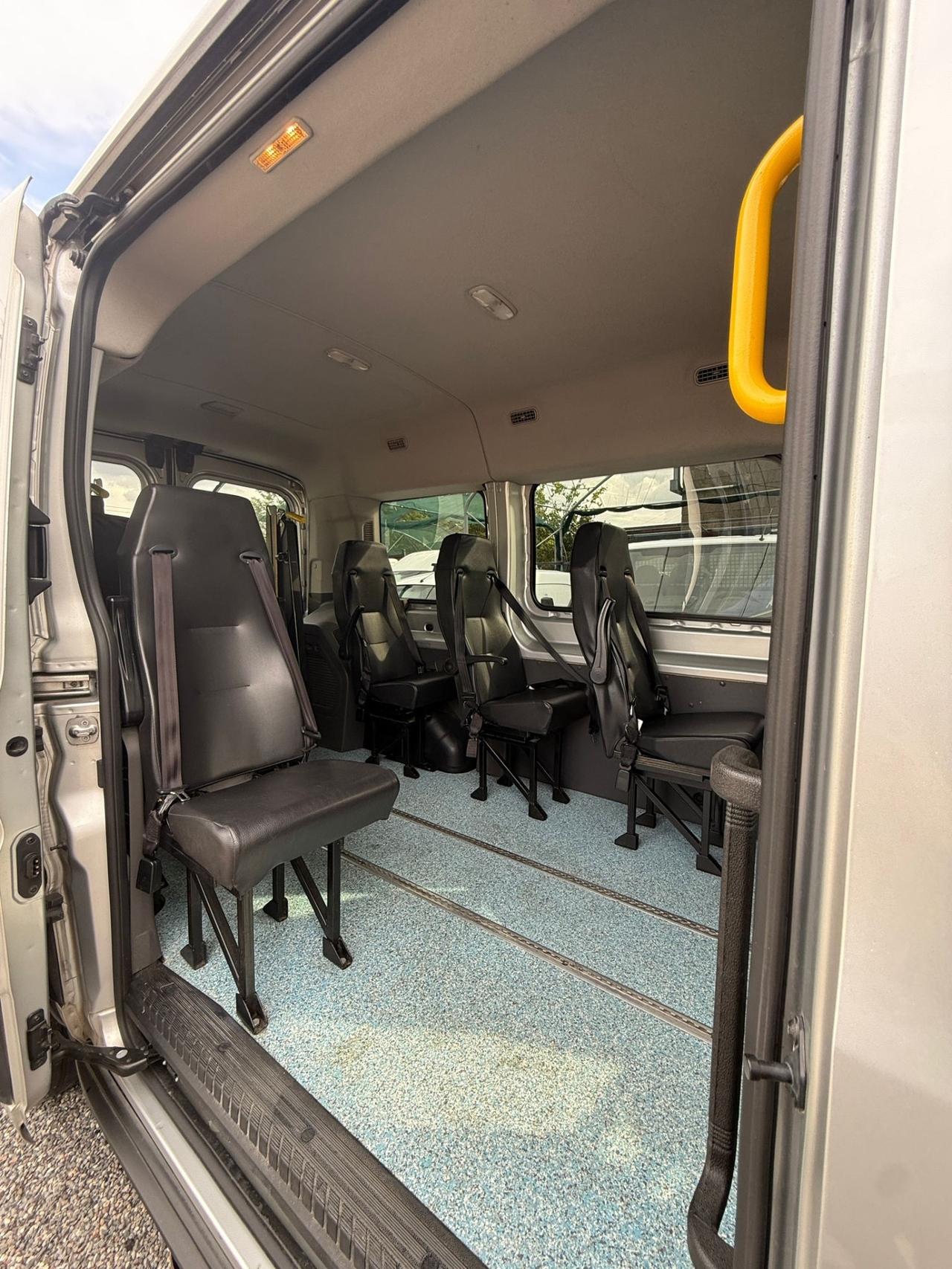 Ford Transit PM-TM 9 posti Pedana