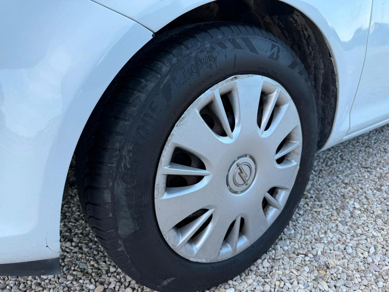 Opel Corsa 1.2 80CV 5 porte GPL-TECH Club