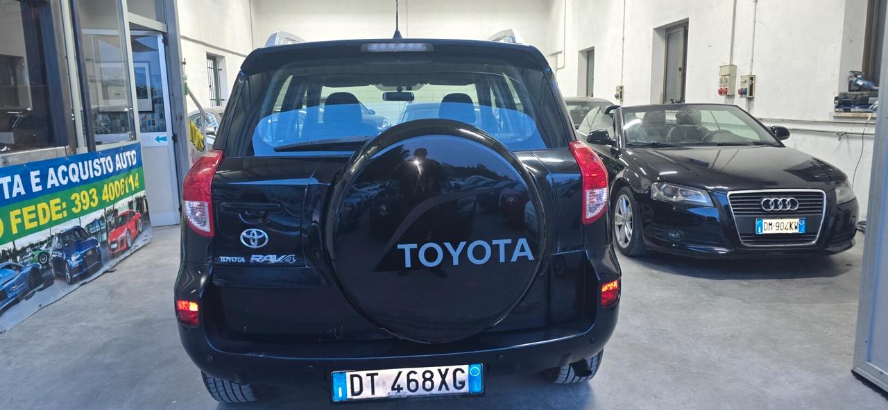 Toyota RAV 4 RAV4 Crossover 2.2 D-4D 150 CV DPF Luxury