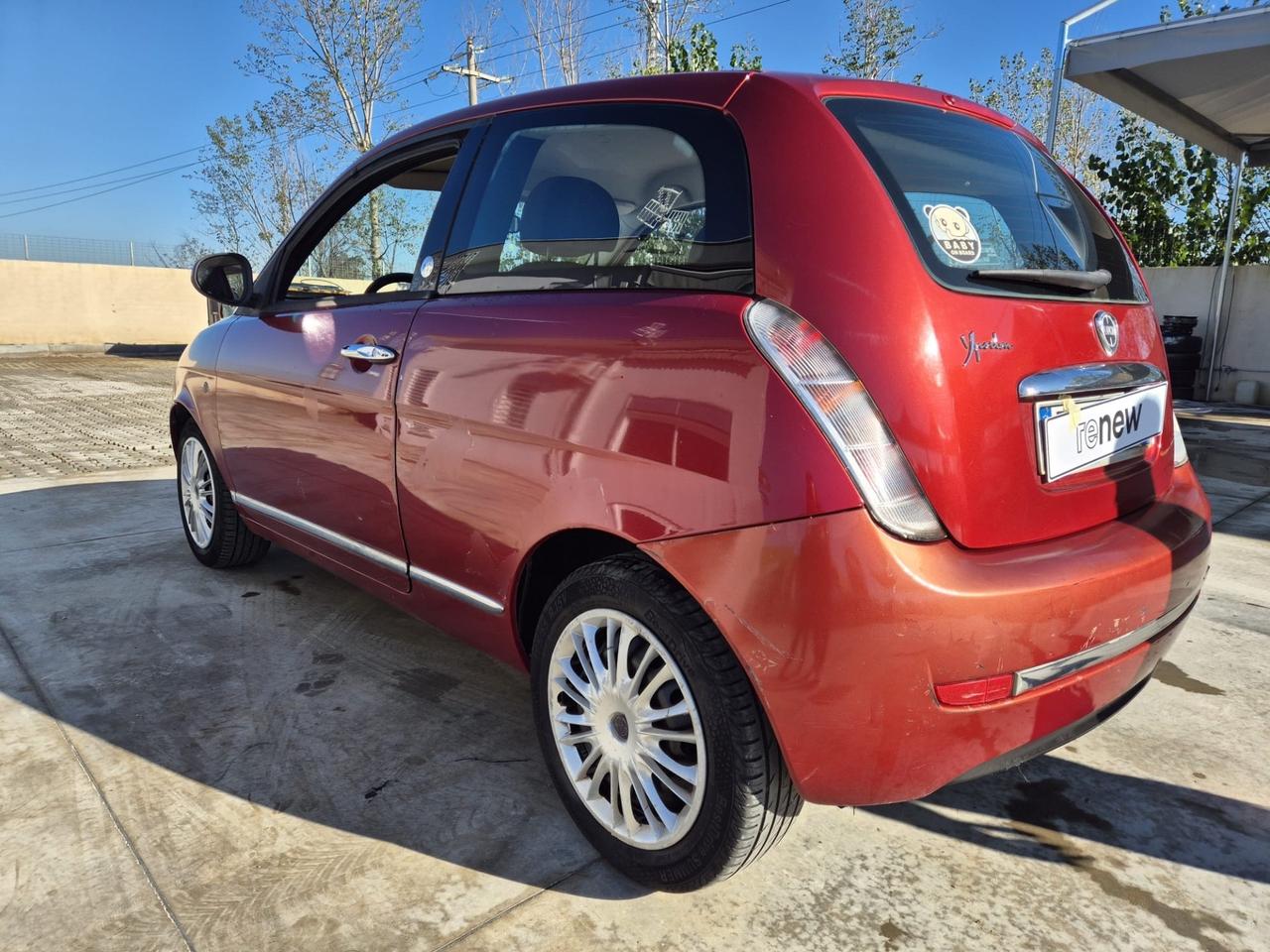 Lancia Ypsilon 1.4 Diva Ecochic GPL