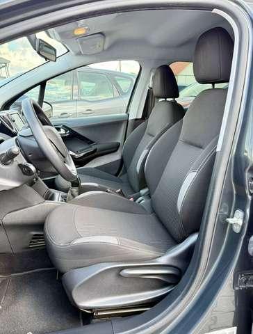 Peugeot 208 5p 1.2 puretech Access 82cv