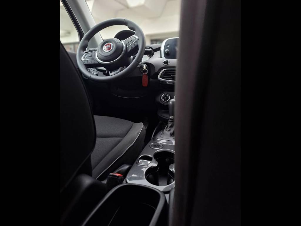 Fiat 500X 1.5 T4 Hybrid (Red) DCT