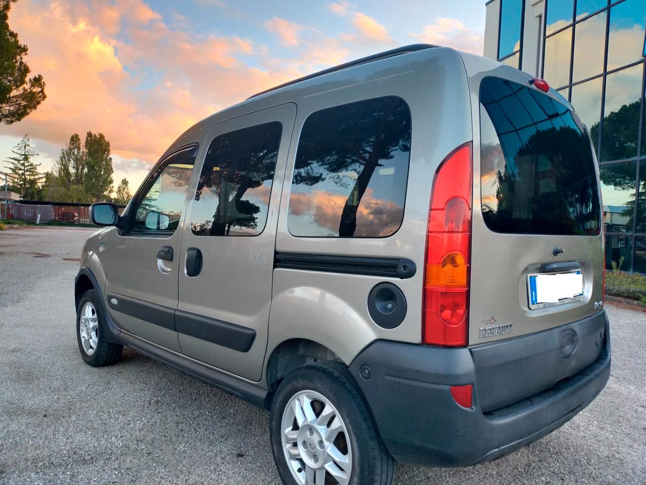 Renault kangoo 1.9 dci 4x4 adatta per neopatentati