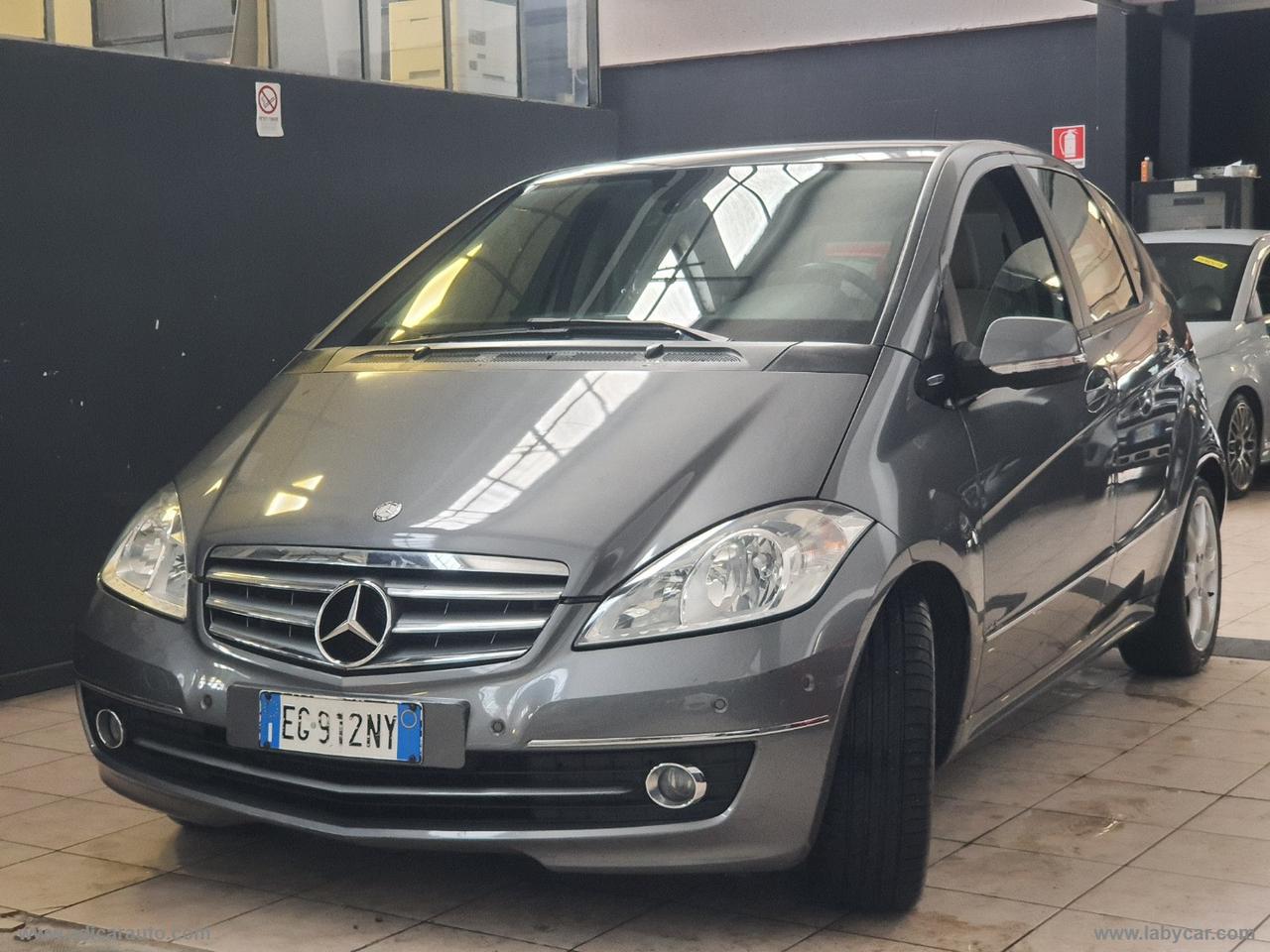 MERCEDES-BENZ A 180 BlueEFFICIENCY Style