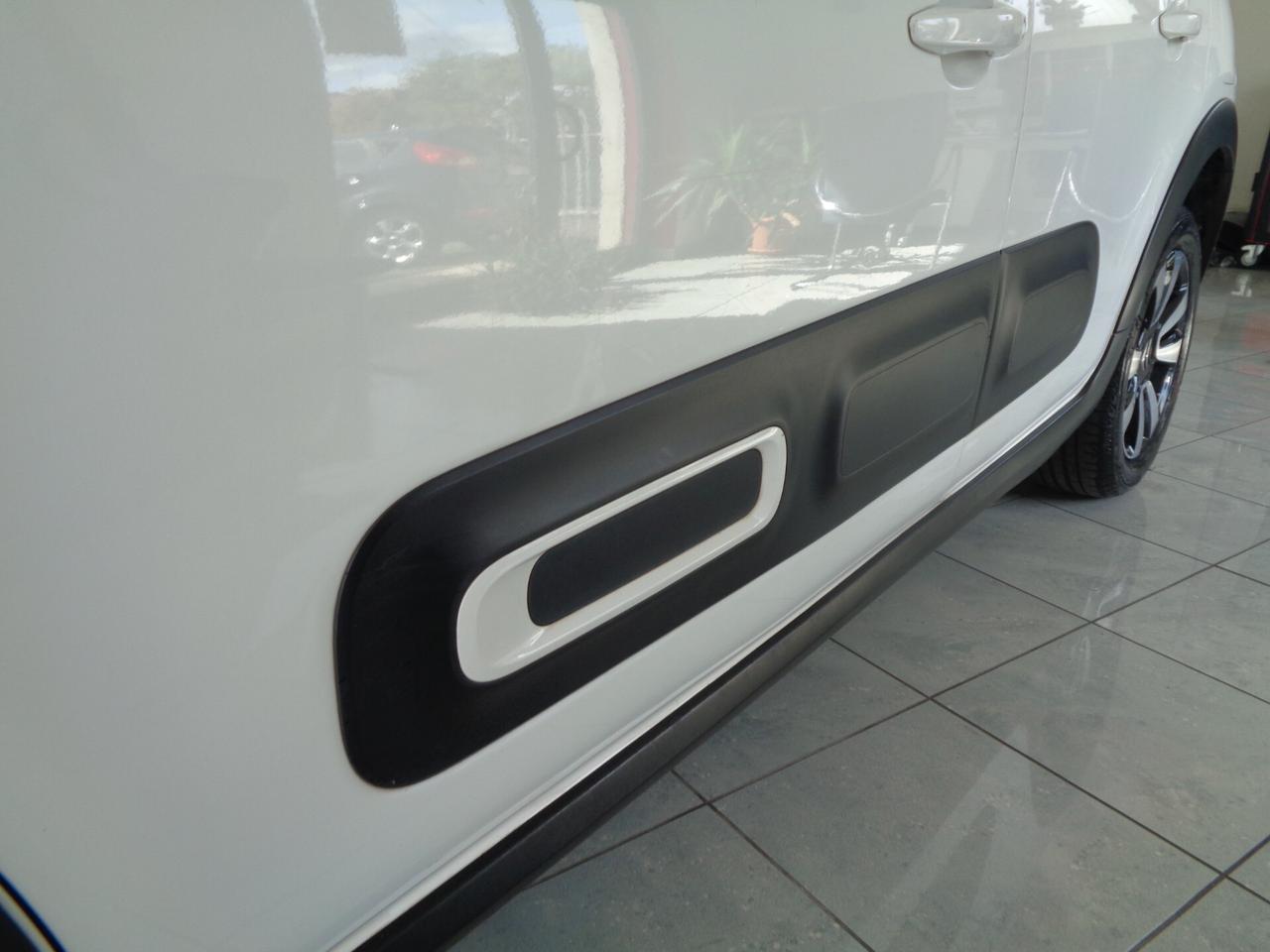 Citroen C3 PureTech 110 S&S EAT6 Shine Pack