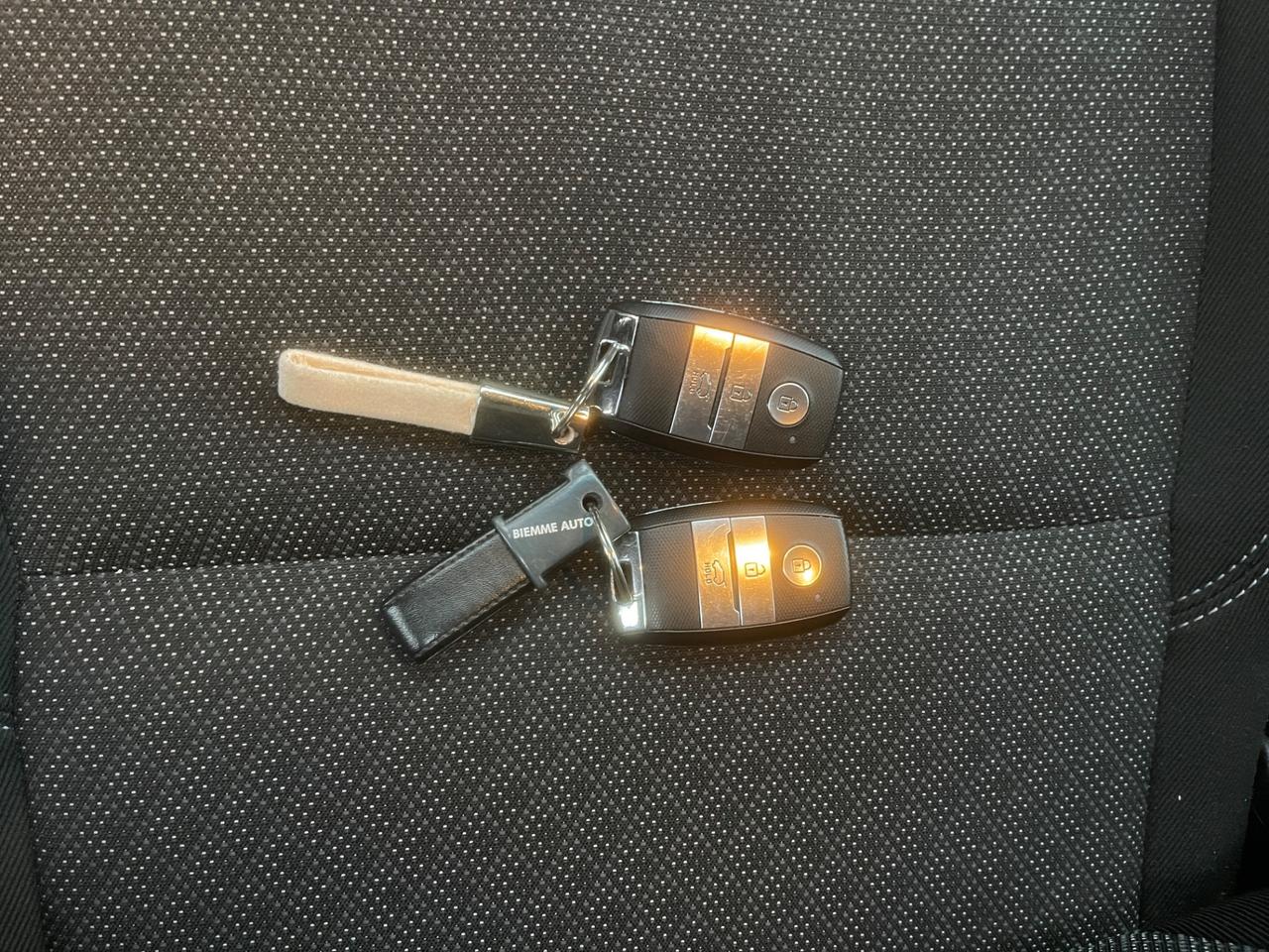 Kia Carens 1.7 CRDi 115 CV Business Class