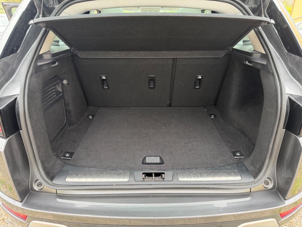 Land Rover Range Evoque 2.0 TD4 180 CV 5p. SE Dynamic