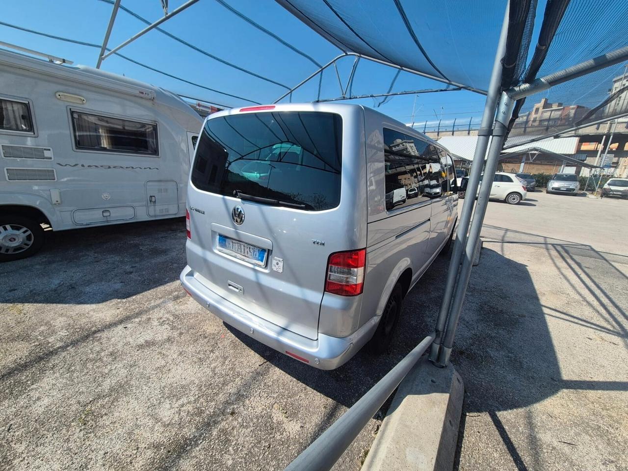 Volkswagen Transporter 2.5 TDI/130CV 9 posti PROBLEMI MOTORE